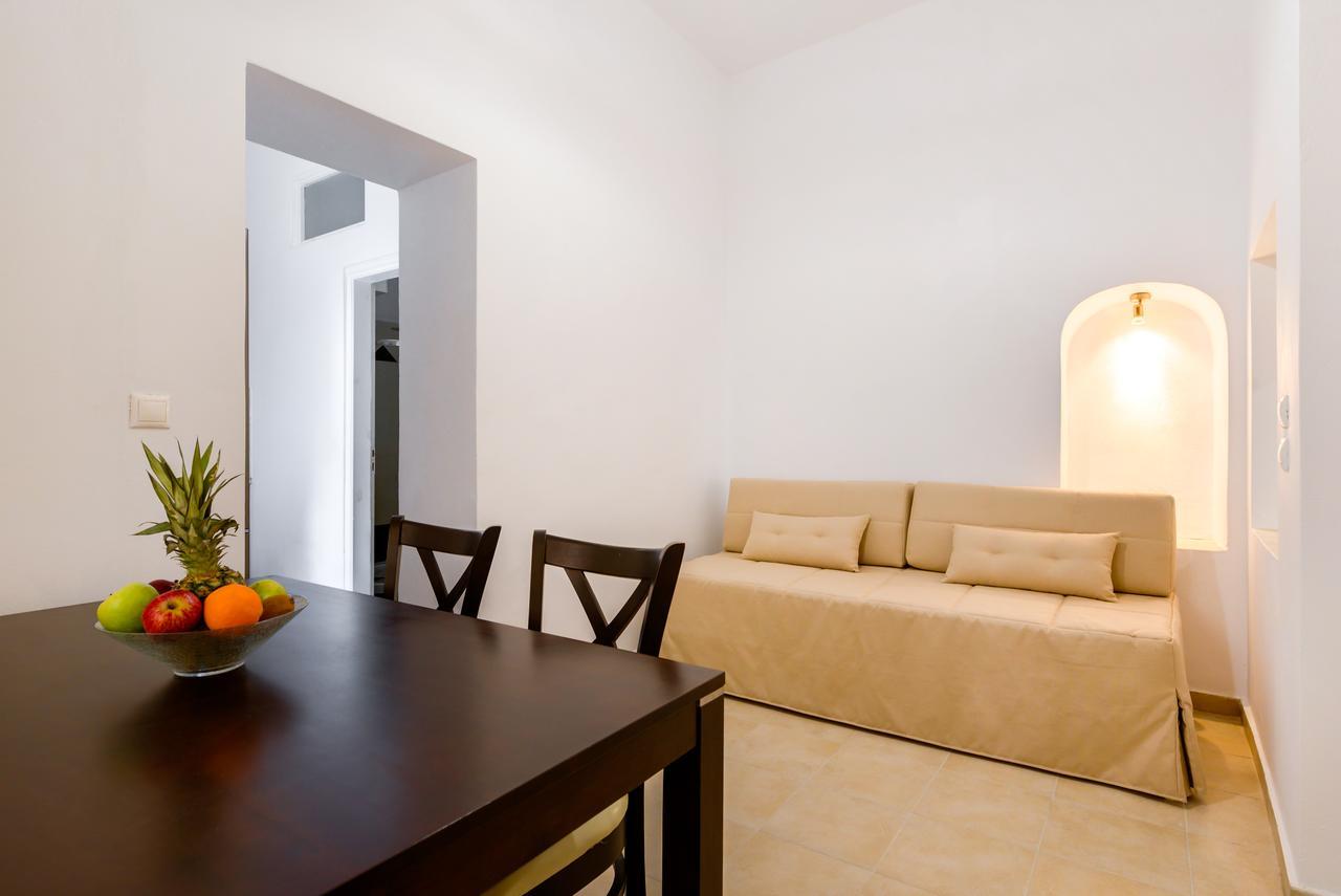 Iriana Suites サントリーニ エクステリア 写真