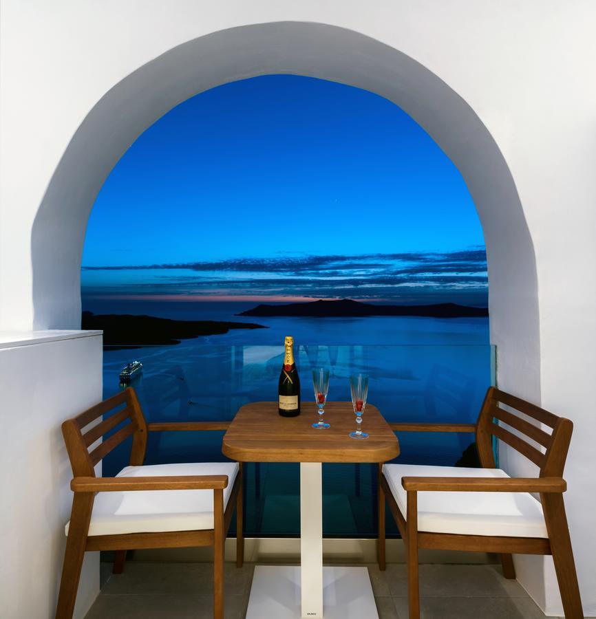 Iriana Suites サントリーニ エクステリア 写真