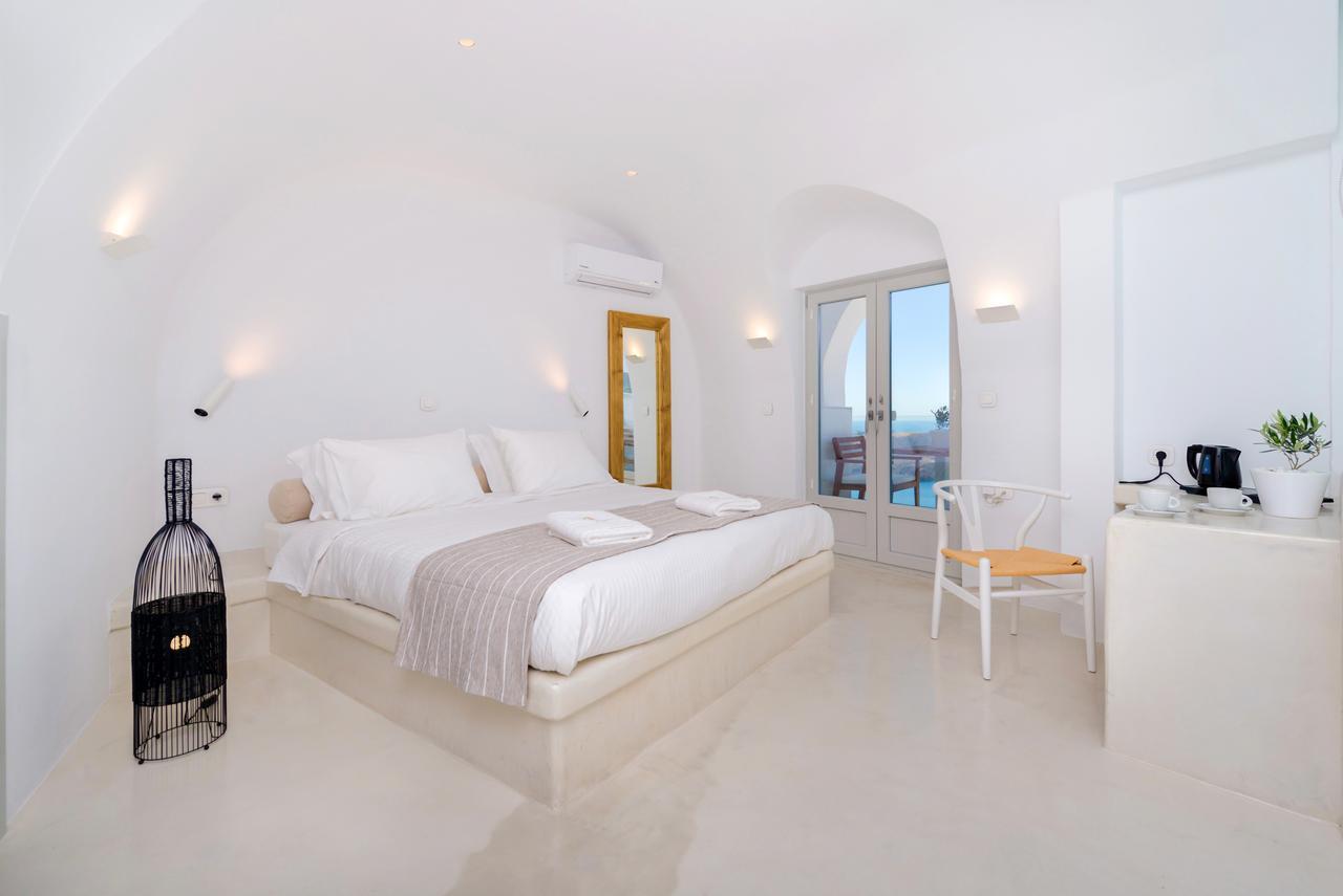 Iriana Suites サントリーニ エクステリア 写真