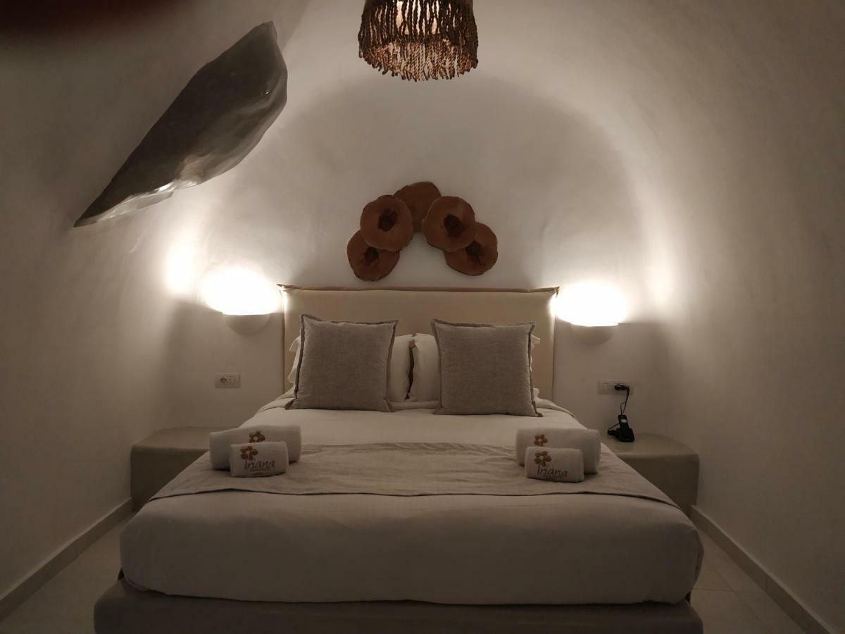 Iriana Suites サントリーニ エクステリア 写真