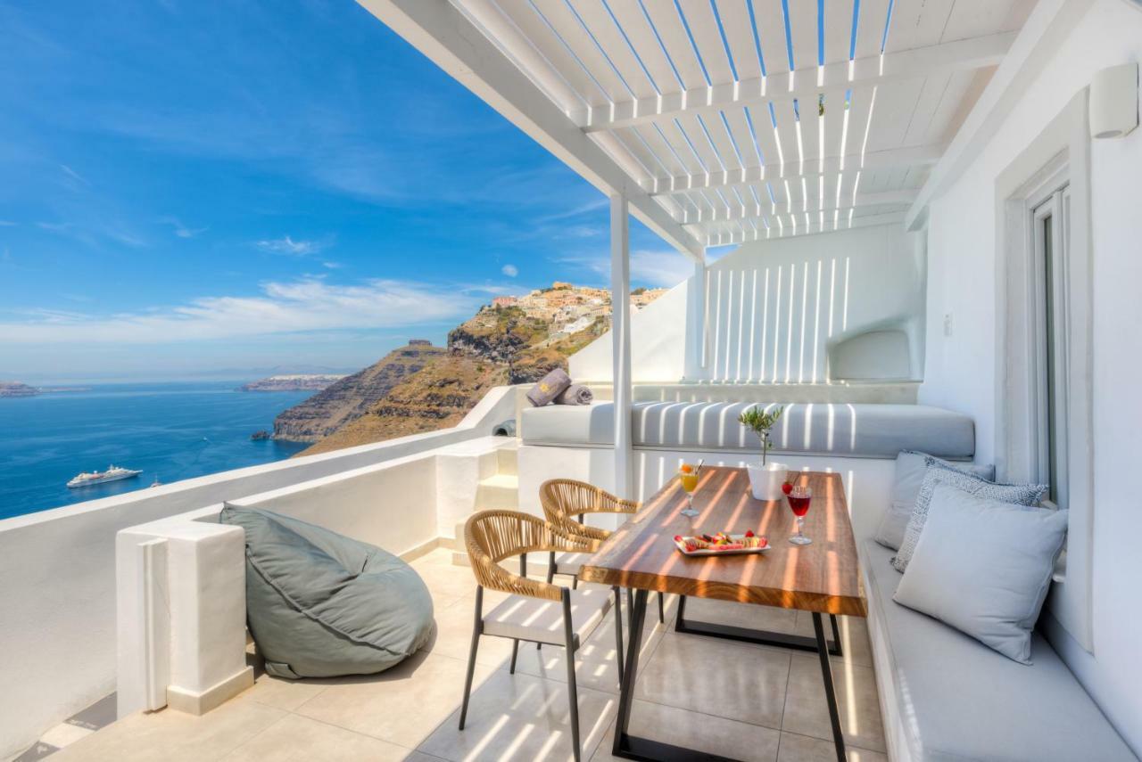 Iriana Suites サントリーニ エクステリア 写真