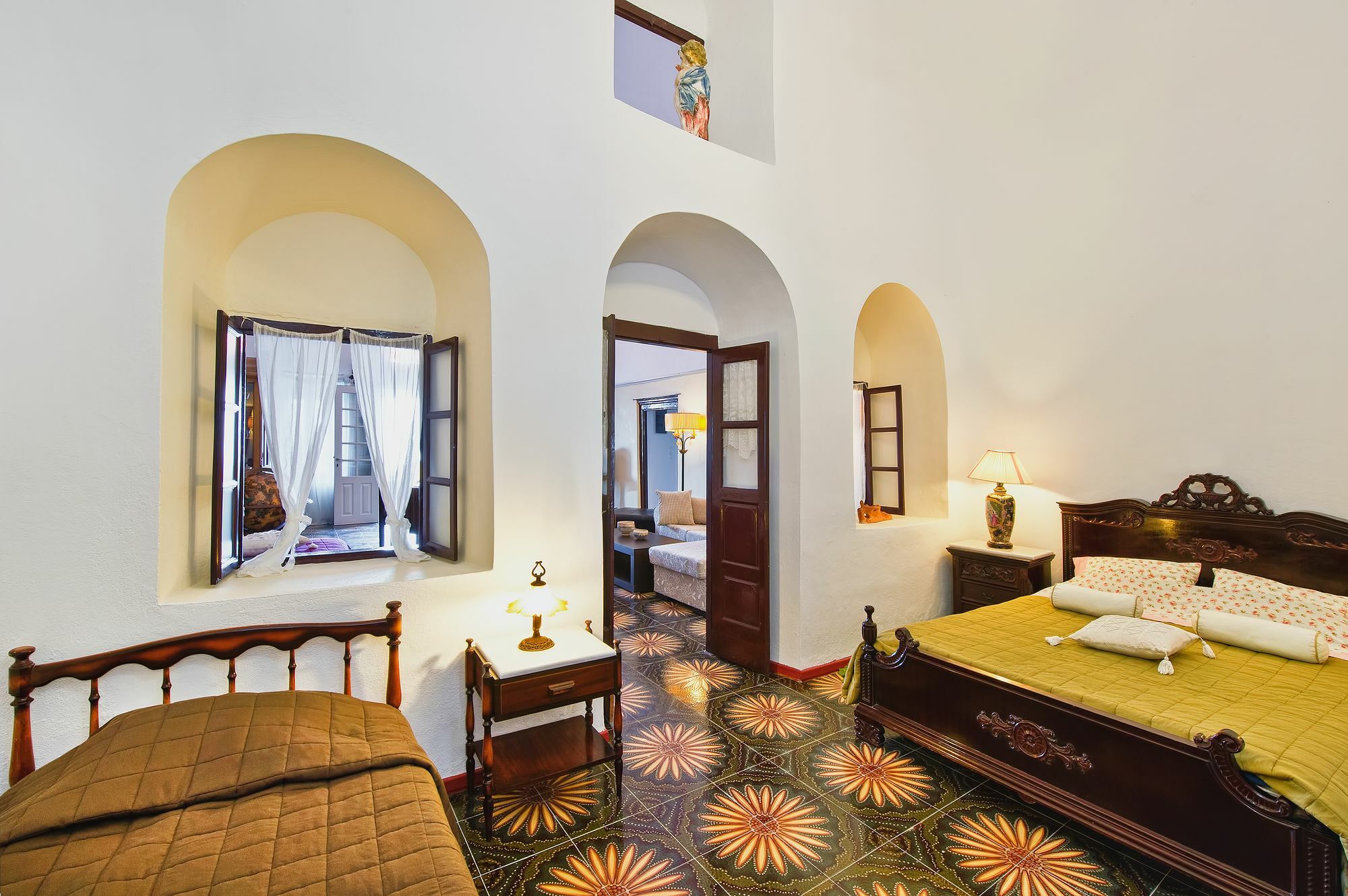 Iriana Suites サントリーニ エクステリア 写真