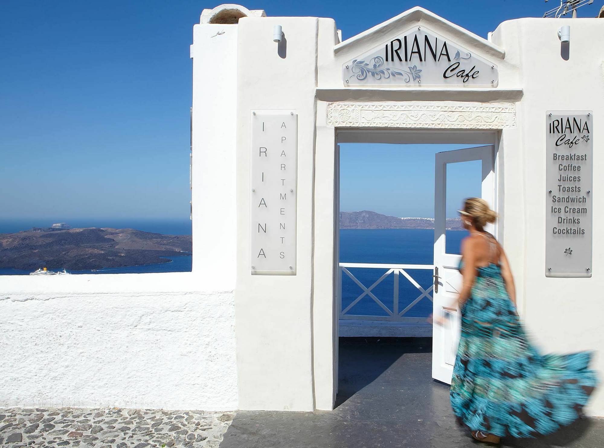 Iriana Suites サントリーニ エクステリア 写真